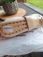 Happy flops 38/39 beige, Beige, Nieuw, Ophalen of Verzenden, Sneakers of Gympen