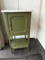 Antiek kastje met marmer blad, Huis en Inrichting, Slaapkamer | Nachtkastjes, Ophalen, Gebruikt, Hout