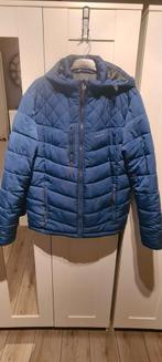 Kjelvik winterjas z.g.a.n., Ophalen