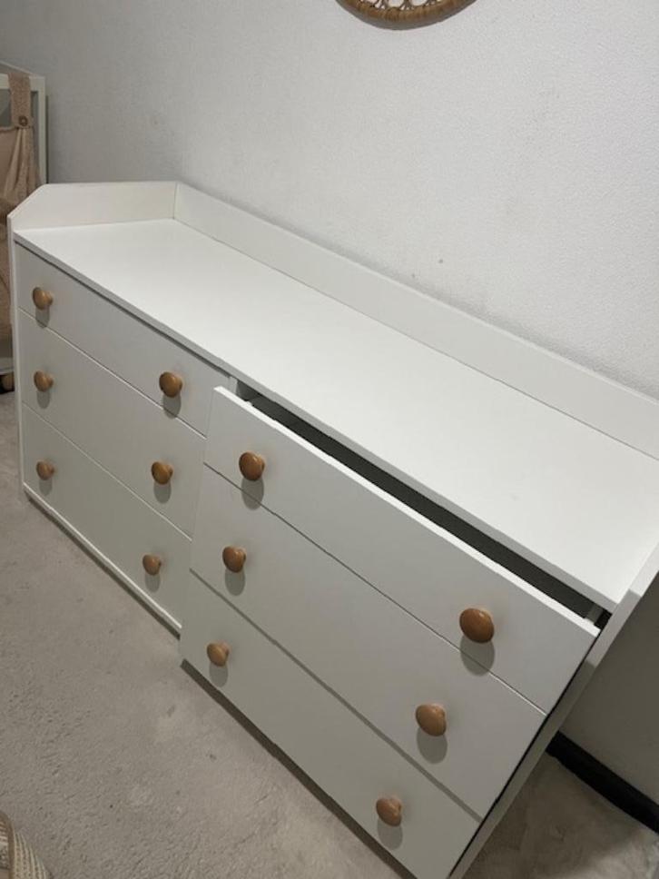 Ladenkast/commode ikea Hauga, Huis en Inrichting, Kasten | Ladekasten, Gebruikt, Minder dan 100 cm, 100 tot 150 cm, 25 tot 50 cm