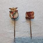 Benfica en Dynamo Berlin,voetbal,, Verzamelen, Speldjes, Pins en Buttons, Ophalen of Verzenden, Gebruikt, Sport