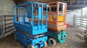 Holland lift schaar hoogwerker beschikbaar voor biedingen