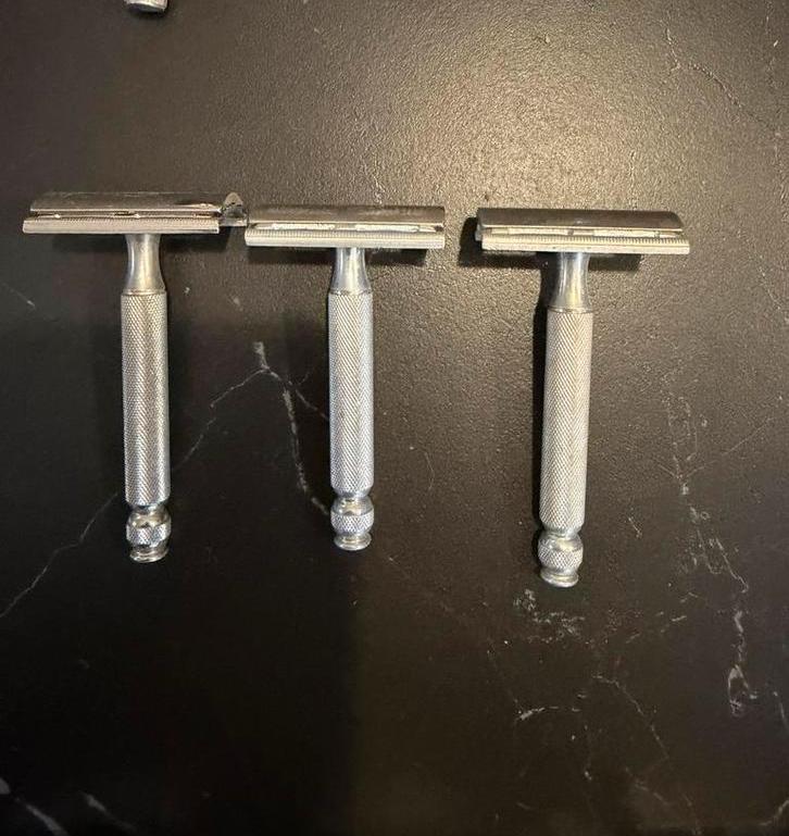 Vintage scheermes voor barbers – Metalen antiek model, Sieraden, Tassen en Uiterlijk, Uiterlijk | Haarverzorging, Zo goed als nieuw