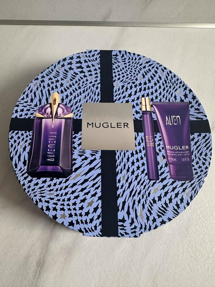 Mugler Alien Parfum Set - Nieuw!, Sieraden, Tassen en Uiterlijk, Uiterlijk | Parfum, Nieuw, Ophalen of Verzenden