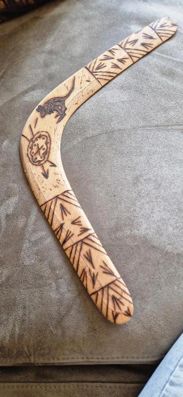 Australische Boomerang - Handgemaakt & Versierd beschikbaar voor biedingen