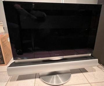 Beovision 7 met soundbar incl. stand en muurbevestiging beschikbaar voor biedingen