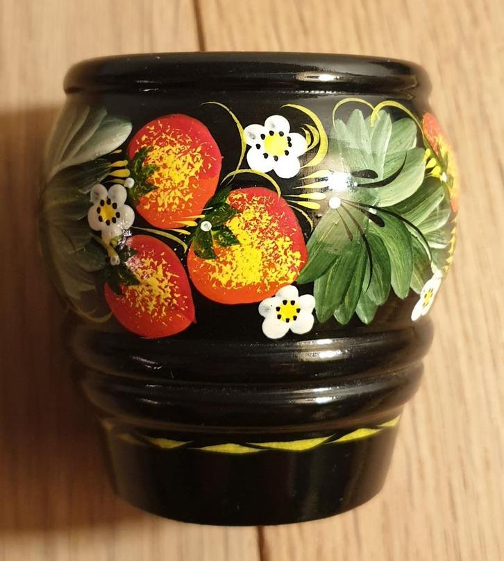 Sierpotje aardbeien vrolijk, nieuw, hout, volksschilderkunst, Tuin en Terras, Bloempotten, Nieuw, Overige materialen, Minder dan 40 cm