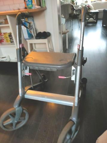 ACTIVE ROLLATOR  STERK EN ROBUUST beschikbaar voor biedingen