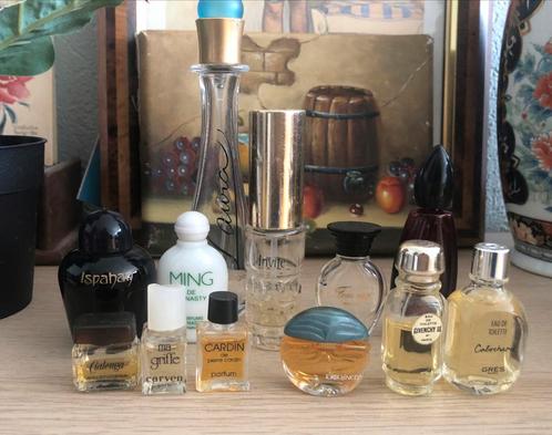 Vintage mini parfums, Verzamelen, Parfumverzamelingen, Gebruikt, Parfumfles, Gevuld, Ophalen of Verzenden