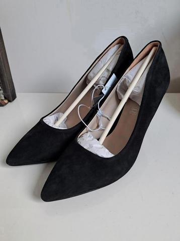 Nieuw in doos pumps leer leder suede zwart camel 40 beschikbaar voor biedingen
