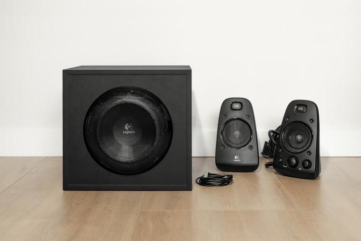 Logitech Z623, Computers en Software, Pc speakers, Zo goed als nieuw, Ophalen