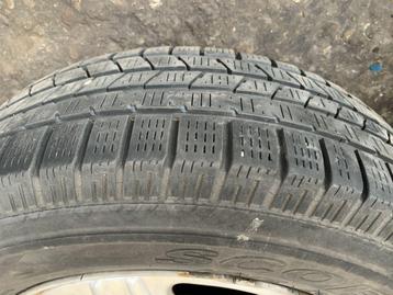 Honda cr v Set winterbanden Pirelli en vredestein / Band met beschikbaar voor biedingen