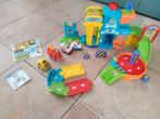 Toet Toet Auto's politiebureau met extra auto's en wegdelen, Kinderen en Baby's, Speelgoed | Vtech, Ophalen of Verzenden, Zo goed als nieuw
