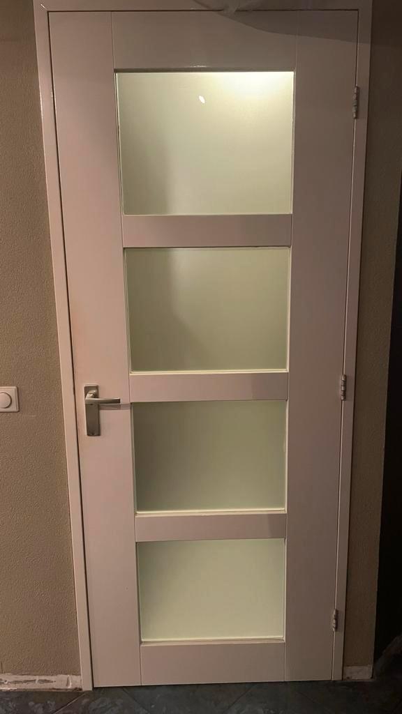 Stompe binnendeur met melkglas, RAL9010, 210x83cm, Doe-het-zelf en Verbouw, Deuren en Horren, Zo goed als nieuw, Binnendeur, 200 tot 215 cm