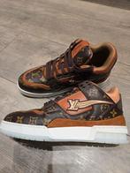Nieuwe Sneakers Louis Vuitton!!, Bruin, Nieuw, Ophalen of Verzenden, Sneakers of Gympen