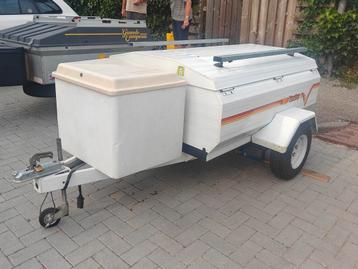 Venter aanhanger  beschikbaar voor biedingen
