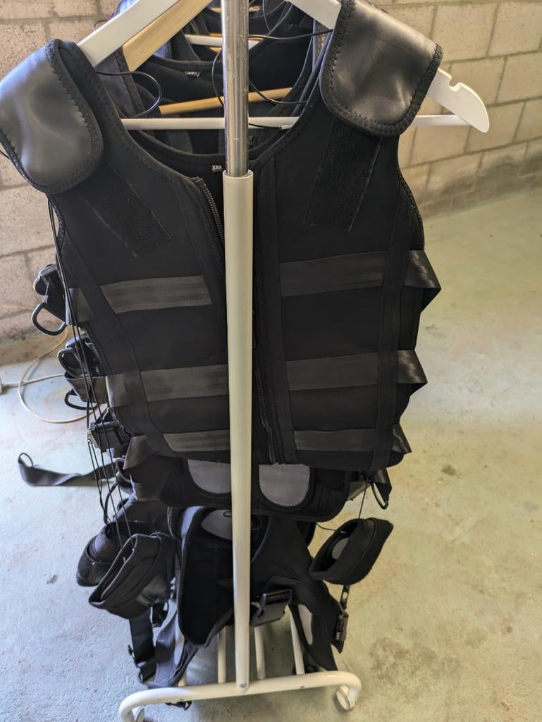 EMS pakken - diverse maten, Ophalen, Gebruikt, Benen, Overige typen