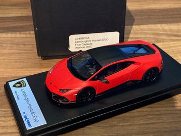 BLACK FRIDAY Lamborghini Huracan Evo Fluo Looksmart 1:43 C4F beschikbaar voor biedingen