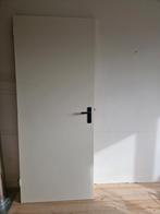 Opdekdeur wit met zwart deurbeslag, 80 tot 100 cm, Gebruikt, Ophalen, 200 tot 215 cm