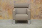 ZGANieuw beige stoffen Leolux Patachou design fauteuil!, Leolux, Design, 75 tot 100 cm, Ophalen of Verzenden