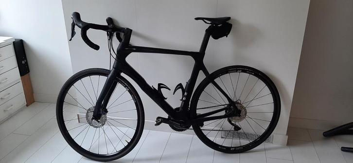 Pinarello Paris, Fietsen en Brommers, Fietsen | Racefietsen, Zo goed als nieuw, Overige merken, Meer dan 20 versnellingen, Carbon