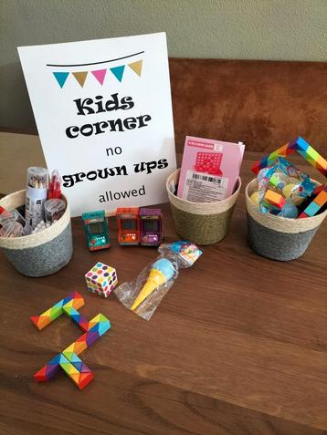 Kids corner voor bruiloften of ander feest beschikbaar voor biedingen