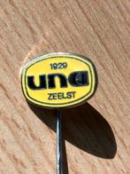 Voetbal / Una 1929 Zeelst Noord Brabant, Verzamelen, Speldjes, Pins en Buttons, Ophalen of Verzenden, Zo goed als nieuw, Transport