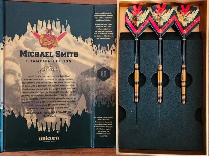Unicorn Michael Smith Champions Edition Dartset 24g, Sport en Fitness, Darts, Nieuw, Pijlen, Ophalen of Verzenden
