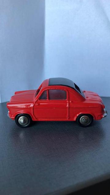 DINKY TOYS VESPA 2 CV nr 24L beschikbaar voor biedingen