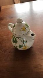 Theepot Villeroy en Boch Geranium Kerst, Huis en Inrichting, Keuken | Servies, Gebruikt, Overige typen, Ophalen of Verzenden, Overige stijlen