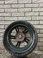 "12"" achterwiel MOMO R9 sport + band", Fietsen en Brommers, Brommeronderdelen | Scooters, Ophalen of Verzenden, Zo goed als nieuw