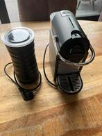 Krups nespresso machine en melkopschuimer, Witgoed en Apparatuur, Koffiezetapparaten, Ophalen, Zo goed als nieuw