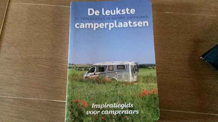 Te koop de leukste camperplaatsen, Boeken, Reisverhalen, Zo goed als nieuw, Europa, Ophalen