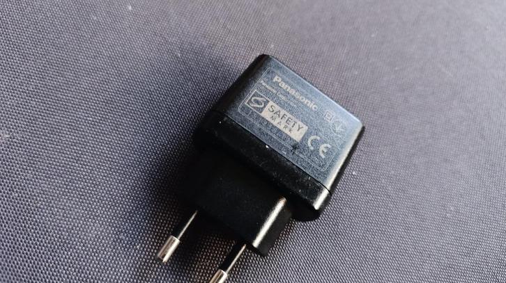 Panasonic SAE0012DA  (Orgineel) AC Net adapter, Audio, Tv en Foto, Fotocamera's Digitaal, Zo goed als nieuw, Overige Merken, 8 keer of meer