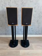 Magnat luidspeakers op standaard, Ophalen, Gebruikt, Magnat, 120 watt of meer