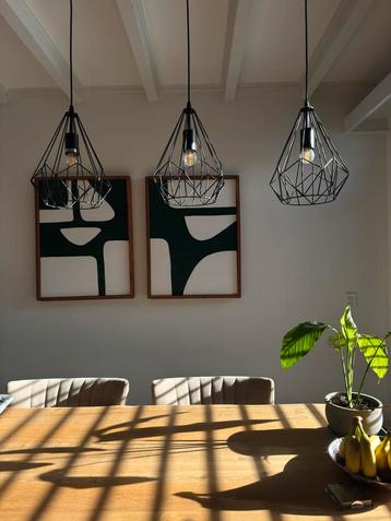 Hanglampen beschikbaar voor biedingen