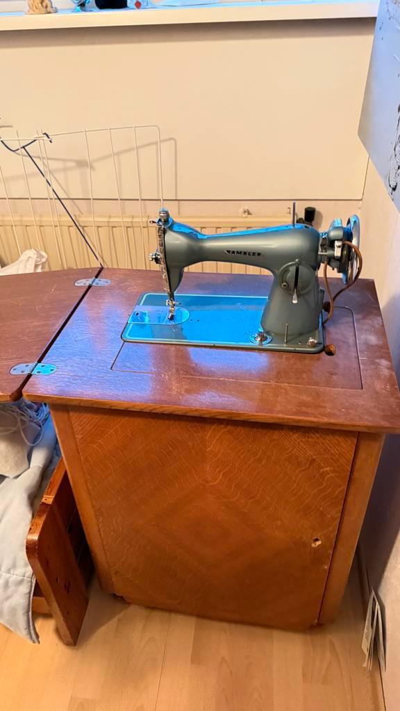 Antieke Rambler Naaimachine in Kast, Antiek en Kunst, Antiek | Naaimachines, Ophalen