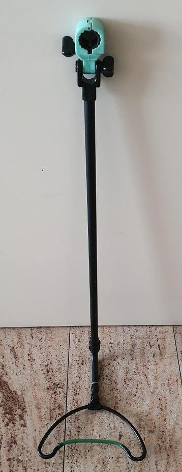 RIVE FEEDERSTEUN 90-145cm beschikbaar voor biedingen