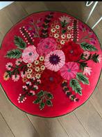 Poef geborduurd bloemen, Huis en Inrichting, Banken | Voetenbanken en Poefen, Ophalen, Rond, Minder dan 50 cm, Zo goed als nieuw