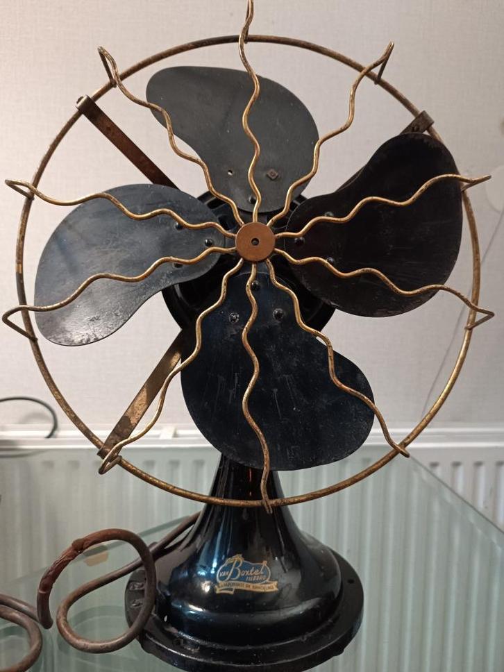 Vintage Industrieel Ventilator E.M.I  Utrecht, Antiek en Kunst, Antiek | Woonaccessoires, Ophalen of Verzenden