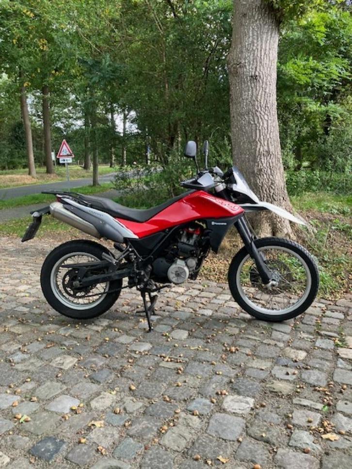 Husqvarna TR650 Terra, Motoren, Motoren | Husqvarna, Particulier, Enduro, meer dan 35 kW, 1 cilinder, Motorrijbewijs A, ABS, Ophalen
