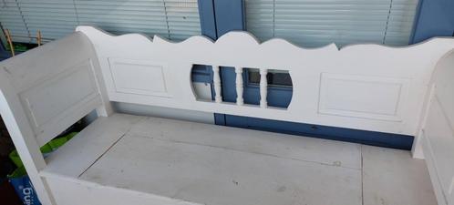 Wit bankje puur hout, Huis en Inrichting, Banken | Bankstellen, Gebruikt, Rechte bank, Tweepersoons, 150 tot 200 cm, Minder dan 75 cm