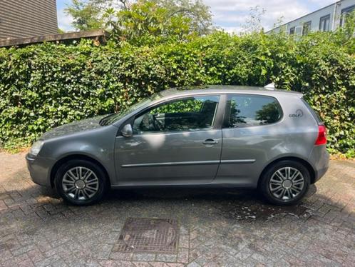 Volkswagen Golf 1.4 16V 59KW 3D 2006 Grijs, Auto's, Volkswagen, Particulier, Golf, Airbags, Airconditioning, Cruise Control, Isofix