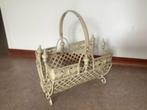metalen vintage mandje sierlijke mand krantenbak beige, Ophalen