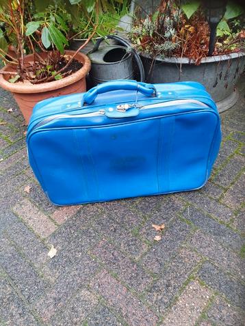Retro koffer/blauwe vintage koffer/vintage reiskoffer beschikbaar voor biedingen