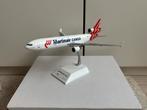 JC Wings Martinair MD-11 1:200, Verzamelen, Luchtvaart en Vliegtuigspotten, Ophalen of Verzenden, Zo goed als nieuw, Schaalmodel