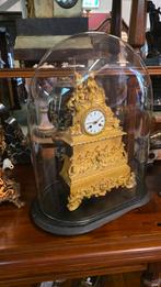 Grote bronzen pendule onder stolp € 350, Antiek en Kunst, Antiek | Klokken, Ophalen
