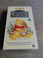 Disney Classics Many Adventures of Winnie the Pooh Engels, Gebruikt, Tekenfilm, Alle leeftijden, Ophalen of Verzenden