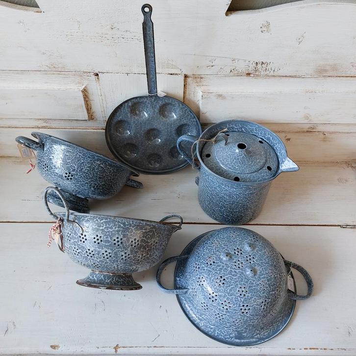 Grijs gewolkt emaille vergiet melkkoker etc, Antiek en Kunst, Antiek | Emaille, Ophalen
