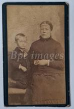 cdv moeder met zoon Middelburg 1890's, Verzamelen, Foto's en Prenten, Gebruikt, Foto, Voor 1940, Kind